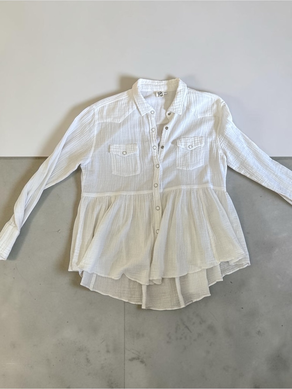 ivy jane White Peplum Button-Front Gauze Top- 100% cotton